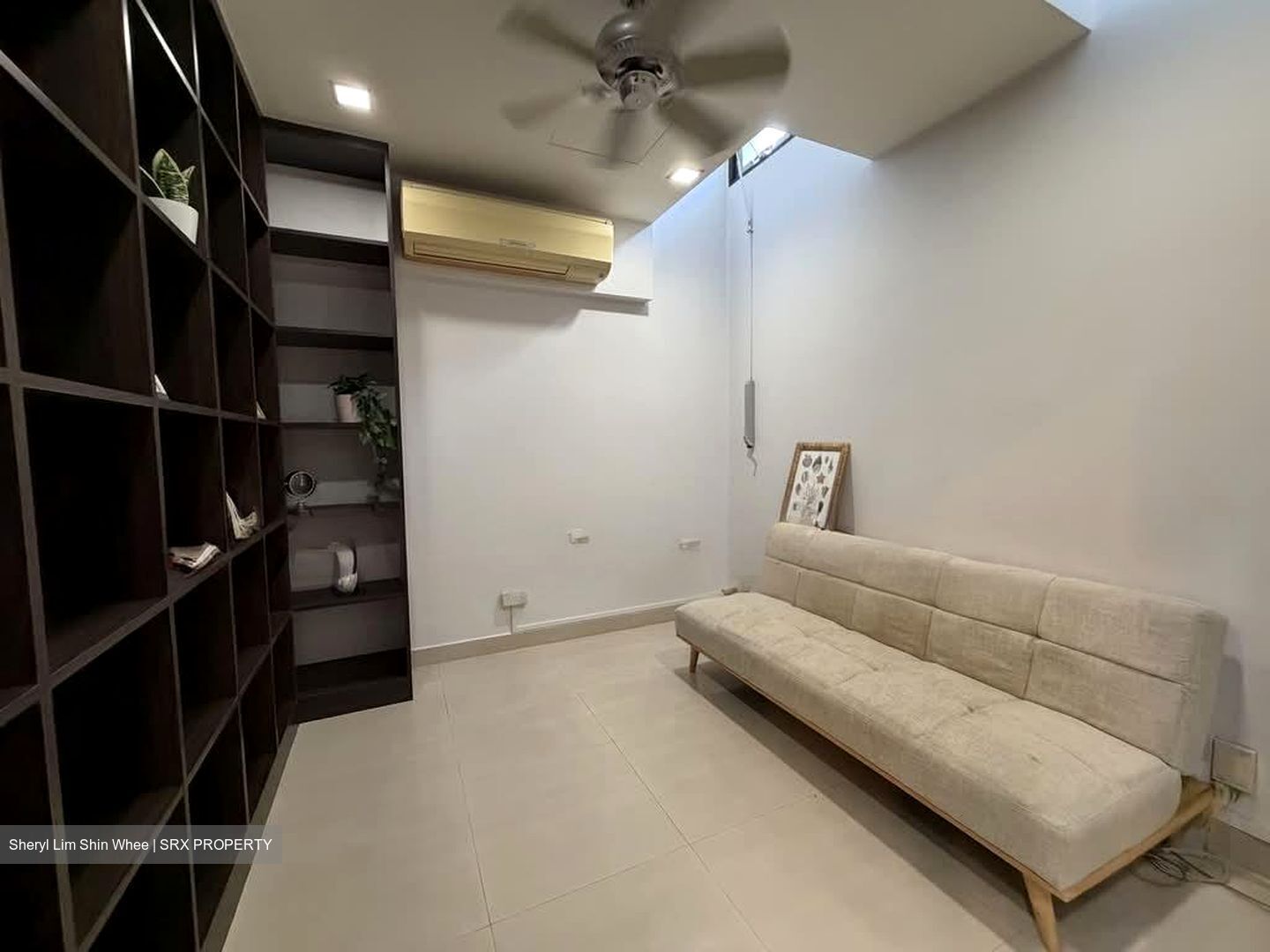 La Belle (D19), Terrace #587031761